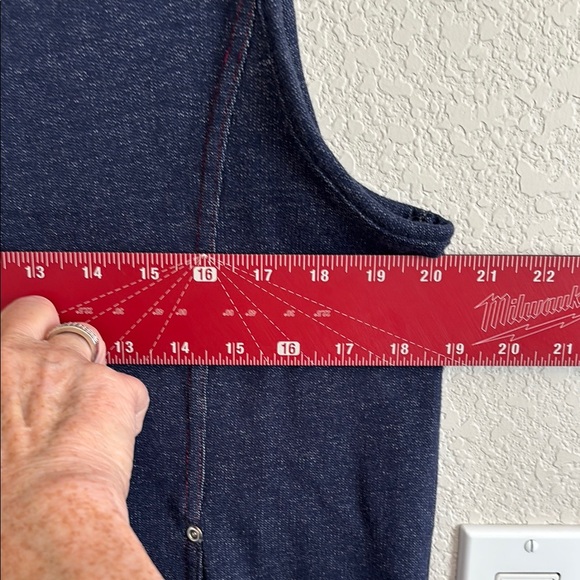 Allison Daley Navy Blue Vest with Red Accents - Picture 7 of 9